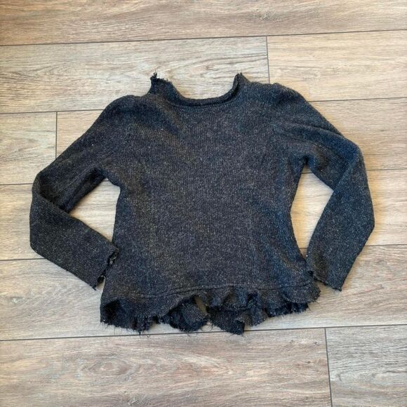 Vintage Black wool sweater with frilly ruffles and button closure boho - Picture 7 of 7